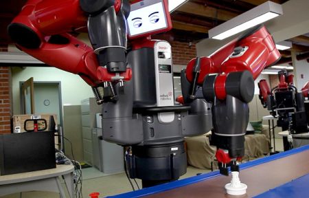 BAXTER: Nuovo Robot Industriale con espressioni umane
